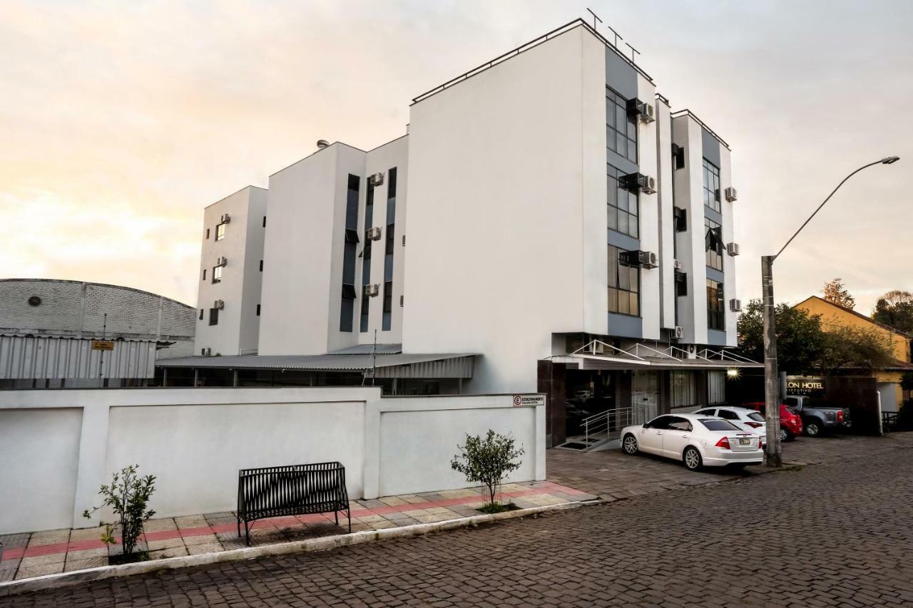 Zallon Hotel Executivo Lajeado  Exterior foto